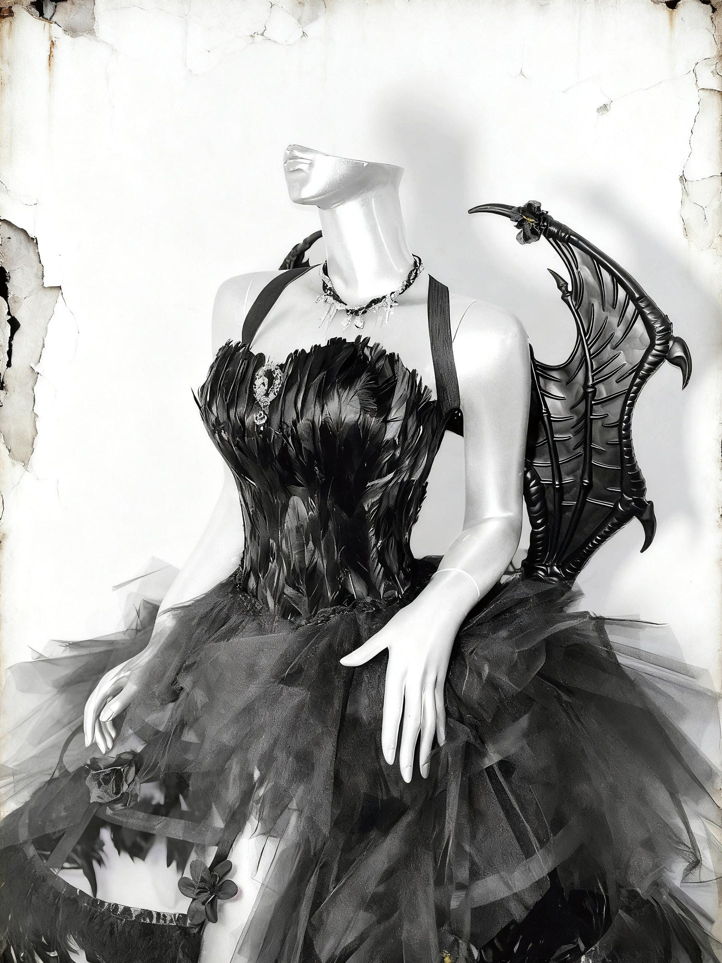 Dark Gothic Rave Festival Outfit – Black Feather Corset Gown with Dragon Wings, Fantasy Cage Skirt Dress for Halloween & Shows, Cosplay