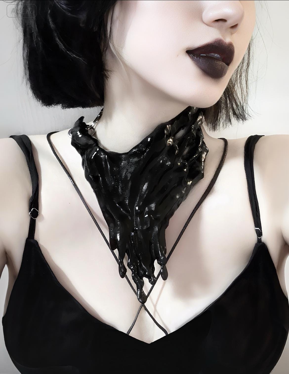 Gothic Skeleton Hand Necklace – 3D Printed Resin Statement Choker with Alloy Chain, Dripping Blood White or Black, Horror Art Jewelry, Rave